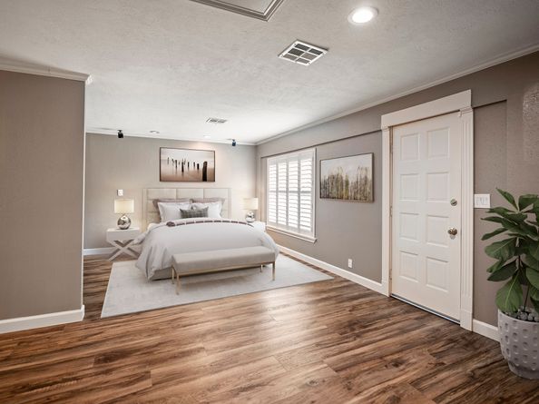 1306 Riverview Court, Houston TX 77077