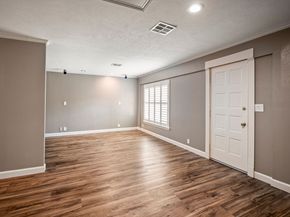 1306 Riverview Court, Houston TX 77077