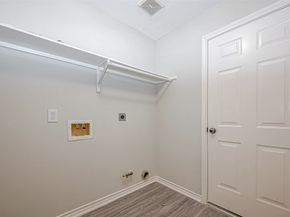 10327 Sablebrook Lane, Houston TX 77095