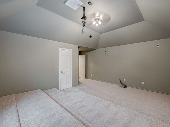 10327 Sablebrook Lane, Houston TX 77095