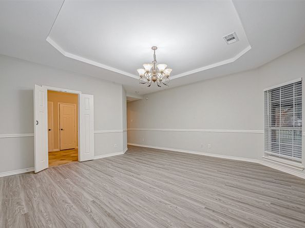 10327 Sablebrook Lane, Houston TX 77095