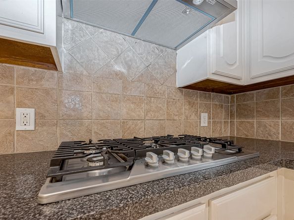 10327 Sablebrook Lane, Houston TX 77095
