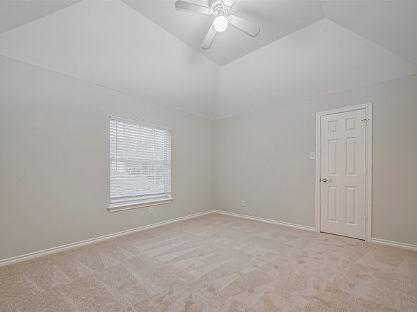 10327 Sablebrook Lane, Houston TX 77095