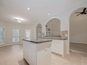 10327 Sablebrook Lane, Houston TX 77095