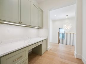 938 Gardenia Drive, Houston TX 77018