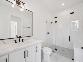 938 Gardenia Drive, Houston TX 77018