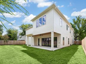938 Gardenia Drive, Houston TX 77018