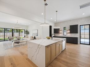 938 Gardenia Drive, Houston TX 77018
