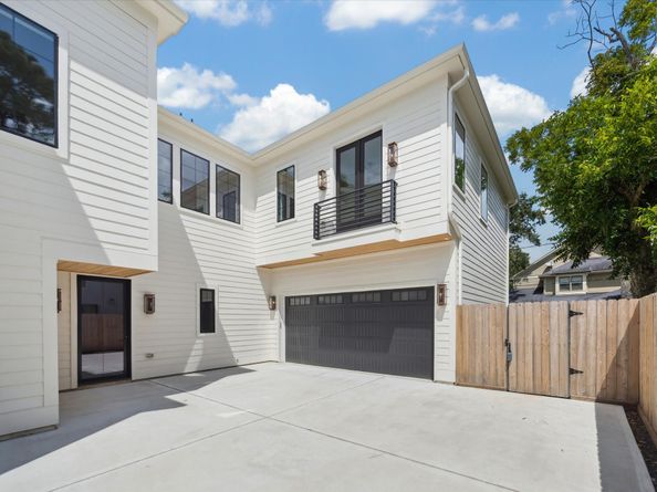 938 Gardenia Drive, Houston TX 77018