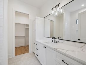 938 Gardenia Drive, Houston TX 77018