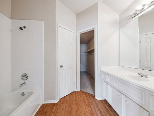 7007 Woodridge Square Drive, Houston TX 77087