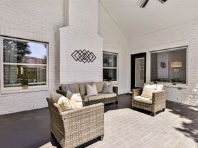 15 New Oak Trail, Humble TX 77346
