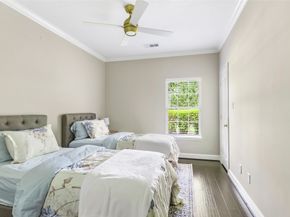 15 New Oak Trail, Humble TX 77346