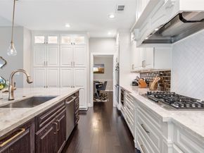 15 New Oak Trail, Humble TX 77346