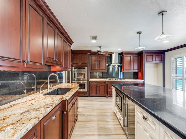 1330 Beaujolais Lane, Houston TX 77077