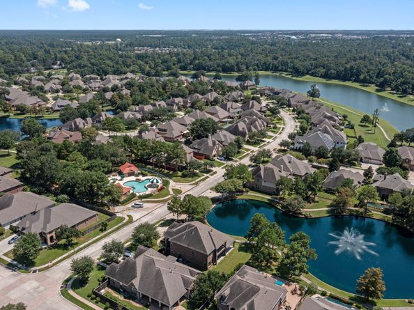 18619 Duke Lake Drive, Spring TX 77388