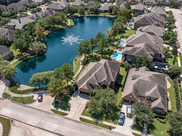 18619 Duke Lake Drive, Spring TX 77388