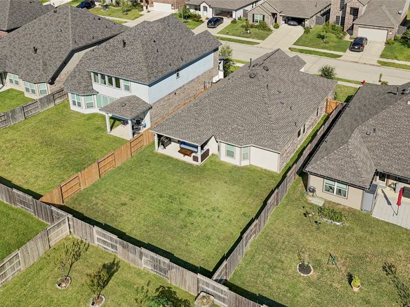 11235 Stirton Drive, Tomball TX 77375