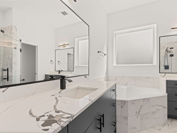 2709 Dennis Street, Houston TX 77004