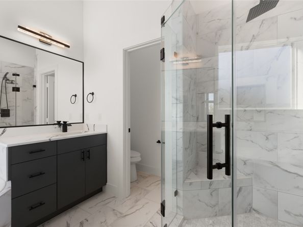 2709 Dennis Street, Houston TX 77004