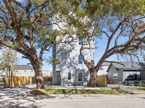 2709 Dennis Street, Houston TX 77004