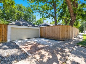 2538 Southgate Boulevard, Houston TX 77030