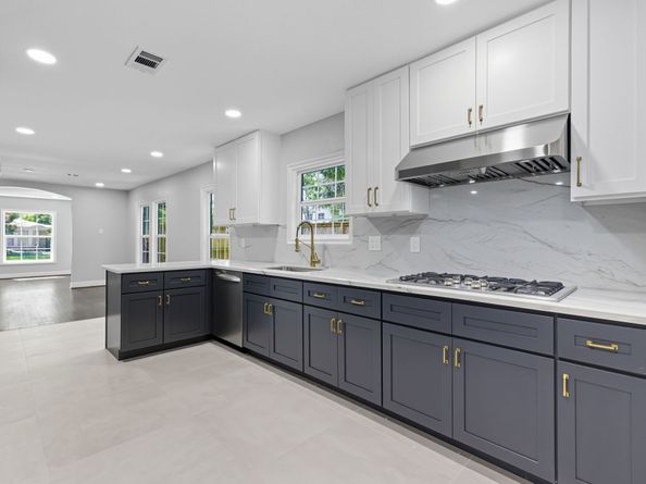 2538 Southgate Boulevard, Houston TX 77030