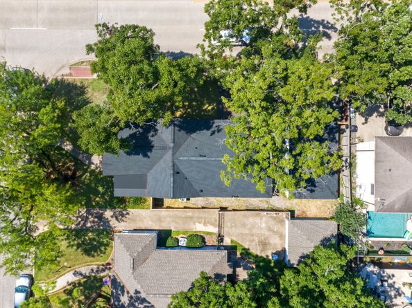 2538 Southgate Boulevard, Houston TX 77030