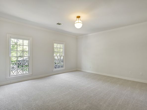 4033 Piping Rock Lane, Houston TX 77027