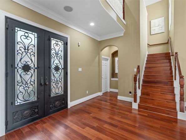 5934 Stratford Gardens Drive, Sugar Land TX 77479