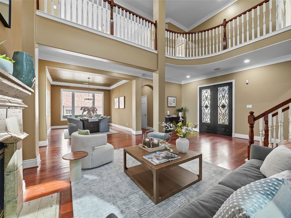 5934 Stratford Gardens Drive, Sugar Land TX 77479