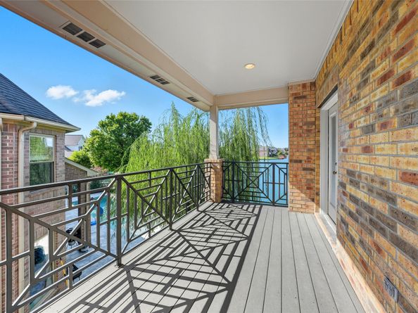 5934 Stratford Gardens Drive, Sugar Land TX 77479