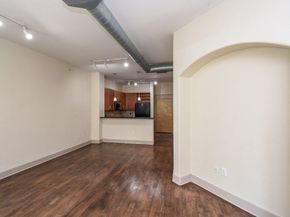 1901 Post Oak Boulevard 2111, Houston TX 77056