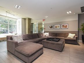 1901 Post Oak Boulevard 2111, Houston TX 77056