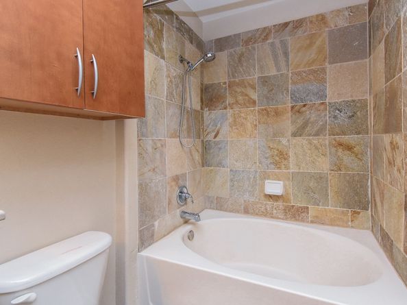 1901 Post Oak Boulevard 2111, Houston TX 77056