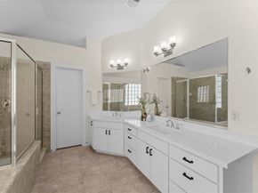 8666 Meadowcroft Drive, Houston TX 77063