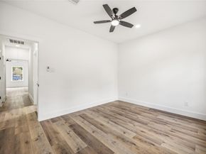 5037 Southwind Street AB, Houston TX 77033