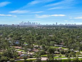 2015 Gardenia Drive, Houston TX 77018