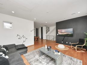2011 Eagle Street, Houston TX 77004