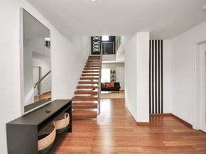2011 Eagle Street, Houston TX 77004