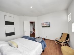 2011 Eagle Street, Houston TX 77004