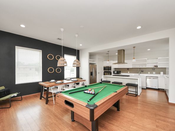 2011 Eagle Street, Houston TX 77004