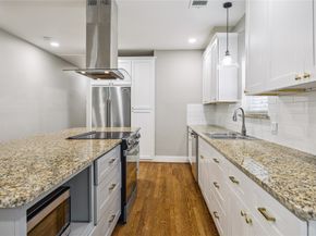 2219 Mckee Street, Houston TX 77009
