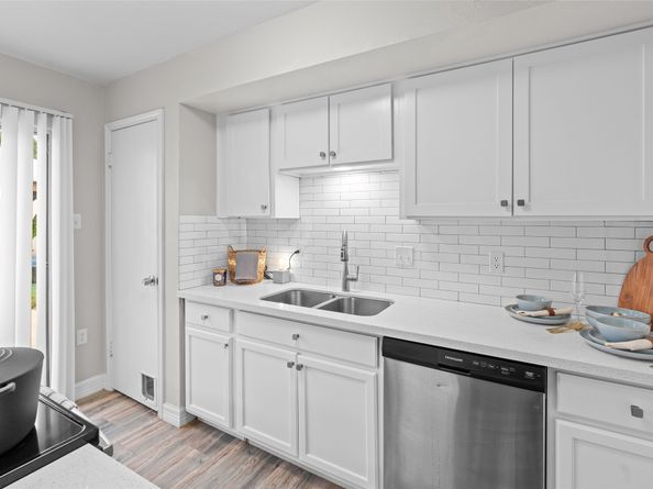 10327 Gladewood Drive, Houston TX 77041