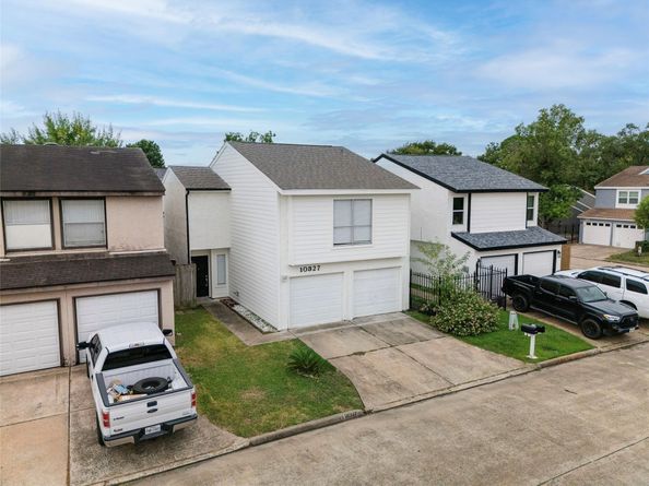 10327 Gladewood Drive, Houston TX 77041