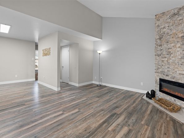 10327 Gladewood Drive, Houston TX 77041