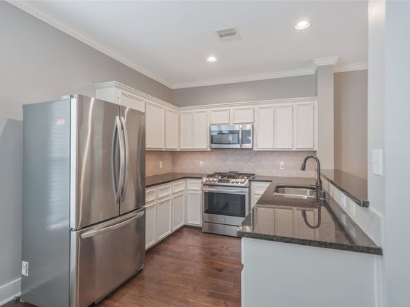 1207 Nagle Street, Houston TX 77003