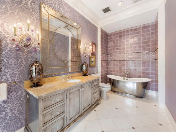 2 Grand Colonial Drive, The Woodlands TX 77382