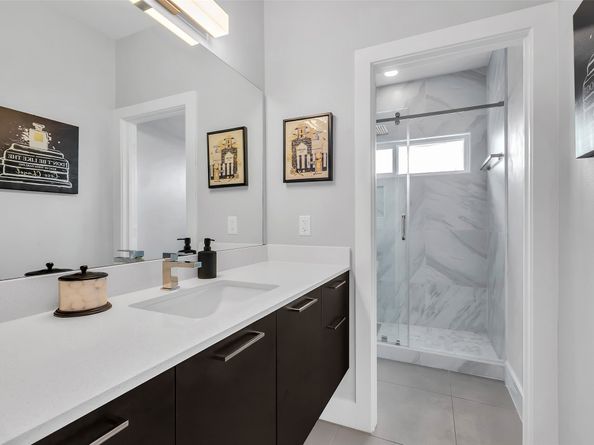 5021 Nichols Street, Houston TX 77020
