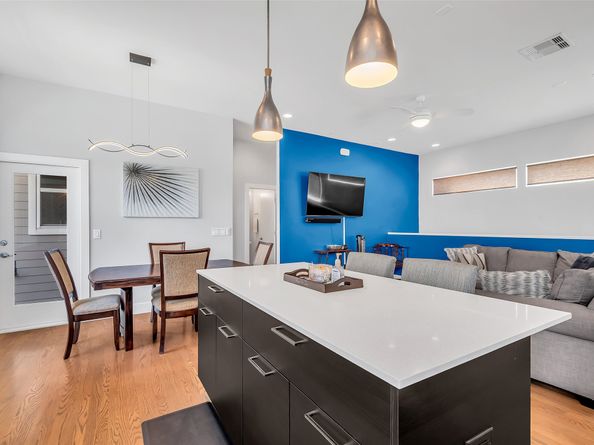 5021 Nichols Street, Houston TX 77020